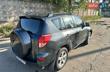 Позашляховик / Кросовер Toyota RAV4 2007 в 