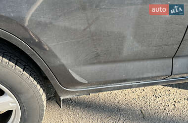 Позашляховик / Кросовер Toyota RAV4 2007 в 