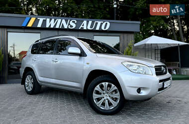 Внедорожник / Кроссовер Toyota RAV4 2006 в 
