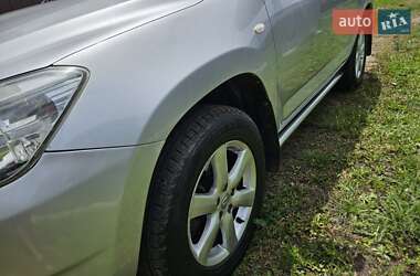 Внедорожник / Кроссовер Toyota RAV4 2008 в 