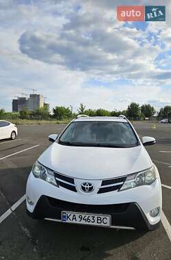 Внедорожник / Кроссовер Toyota RAV4 2013 в 