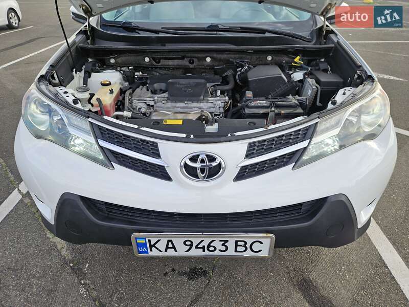 Внедорожник / Кроссовер Toyota RAV4 2013 в Киеве