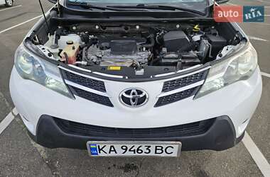 Внедорожник / Кроссовер Toyota RAV4 2013 в 