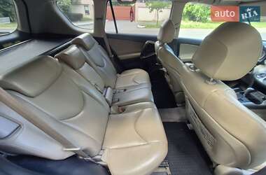Внедорожник / Кроссовер Toyota RAV4 2007 в 