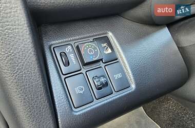 Внедорожник / Кроссовер Toyota RAV4 2010 в 