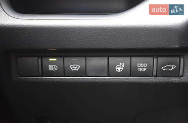 Внедорожник / Кроссовер Toyota RAV4 2023 в 