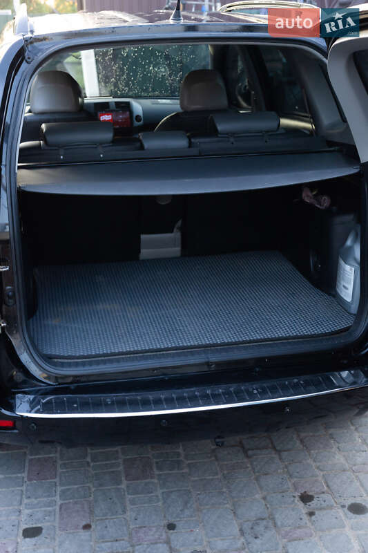 Внедорожник / Кроссовер Toyota RAV4 2007 в Хмельницком