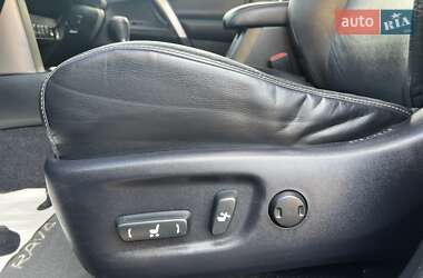 Позашляховик / Кросовер Toyota RAV4 2013 в 