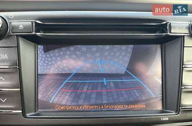 Позашляховик / Кросовер Toyota RAV4 2013 в 