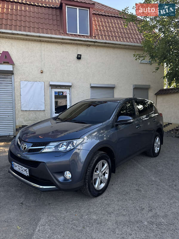Позашляховик / Кросовер Toyota RAV4 2013 в Одесі