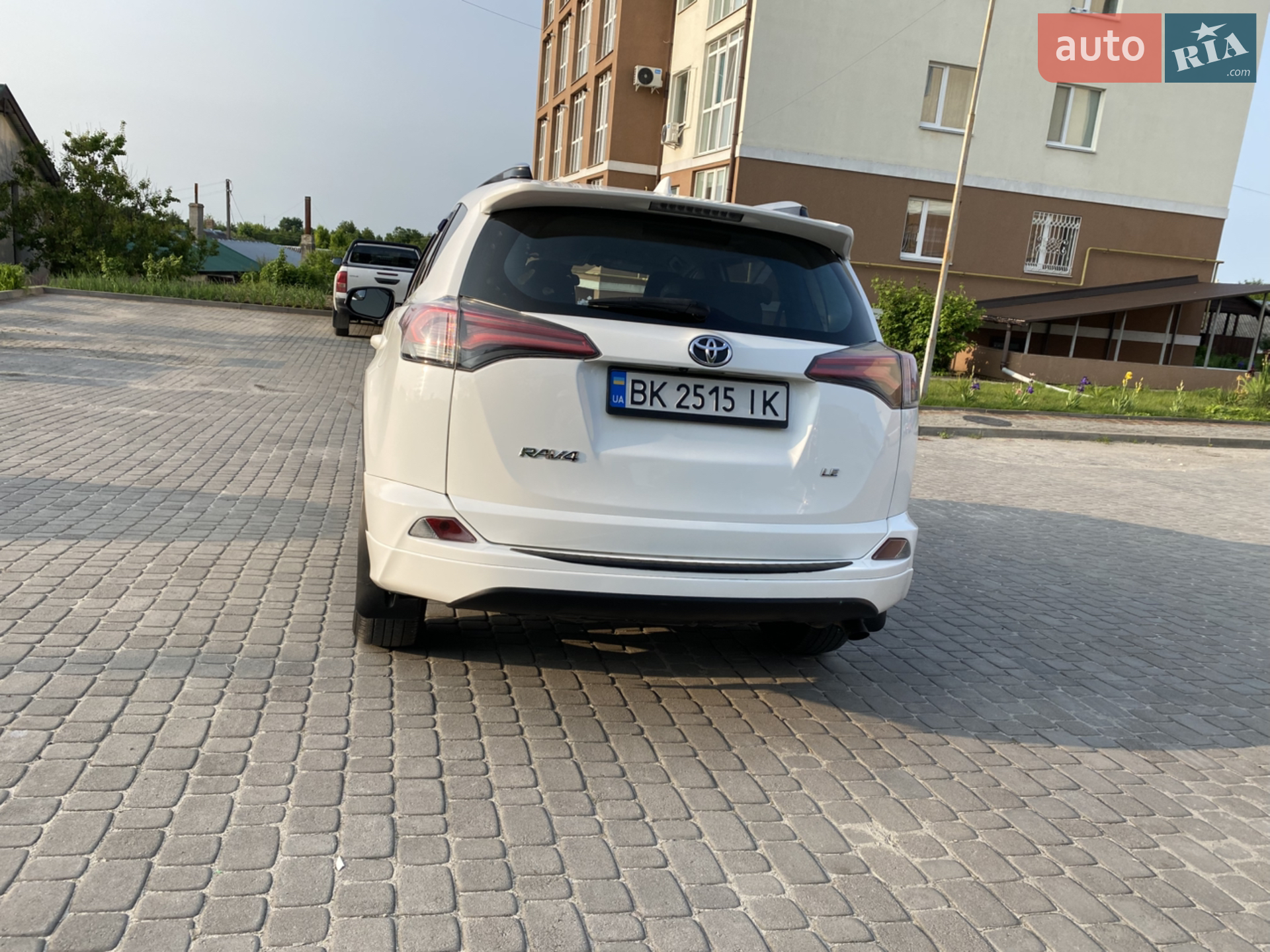 2016 Toyota RAV 4 - мініатюра 9
