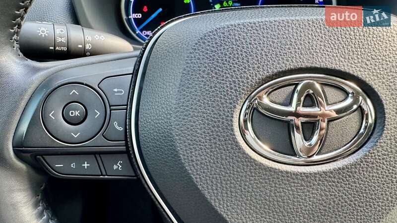 Внедорожник / Кроссовер Toyota RAV4 2020 в Чернигове