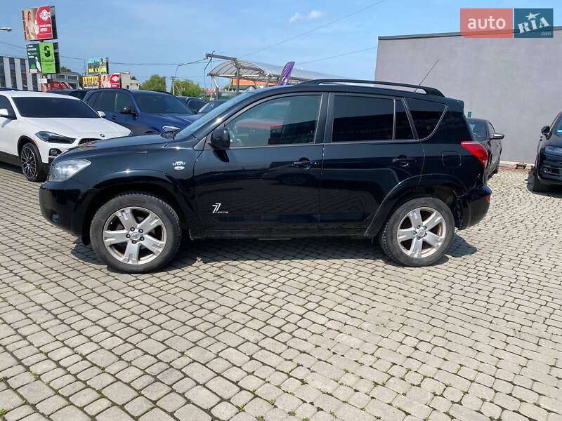 Позашляховик / Кросовер Toyota RAV4 2008 в Львові