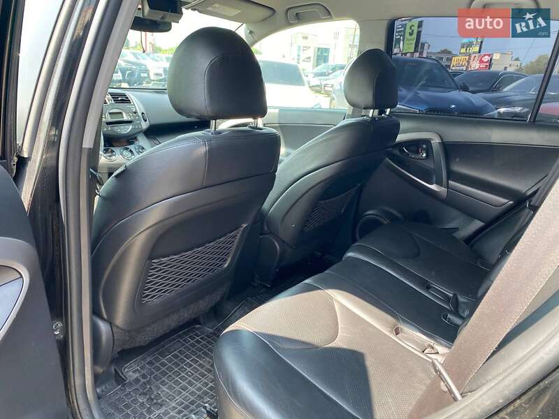 Позашляховик / Кросовер Toyota RAV4 2008 в Львові