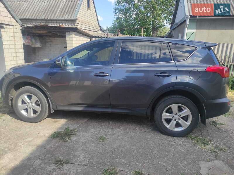 Внедорожник / Кроссовер Toyota RAV4 2014 в Днепре