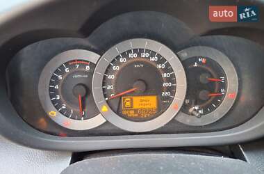 Внедорожник / Кроссовер Toyota RAV4 2012 в 
