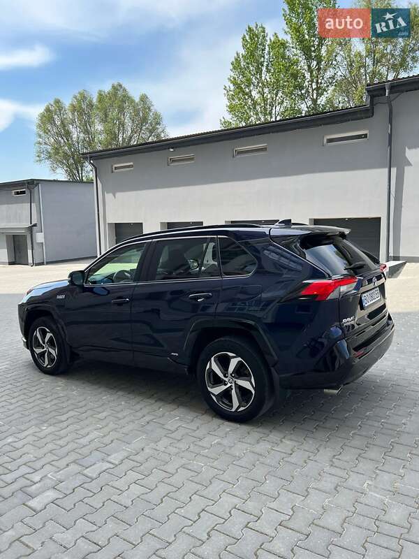 Позашляховик / Кросовер Toyota RAV4 2021 в Тернополі