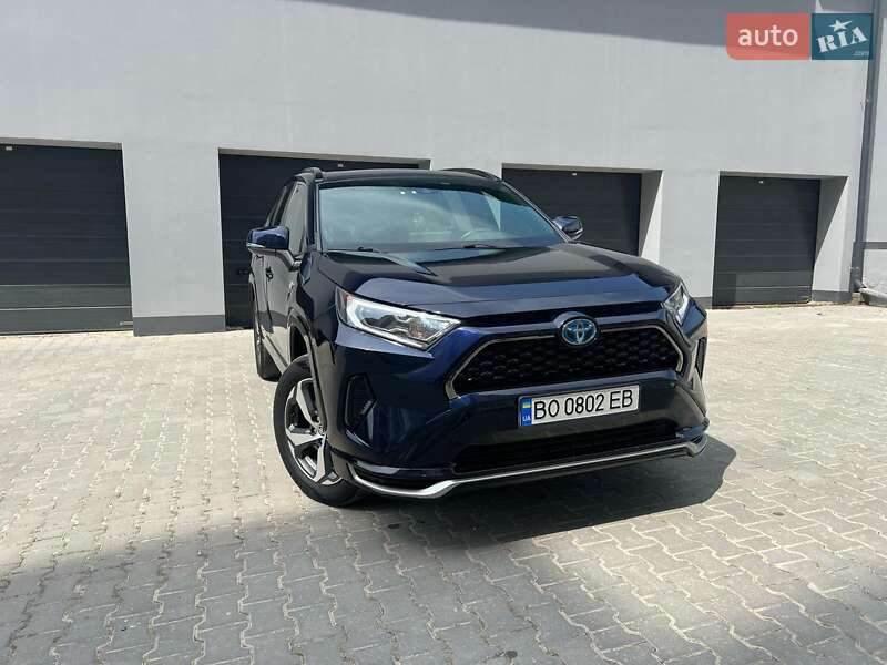 Toyota RAV4 2021