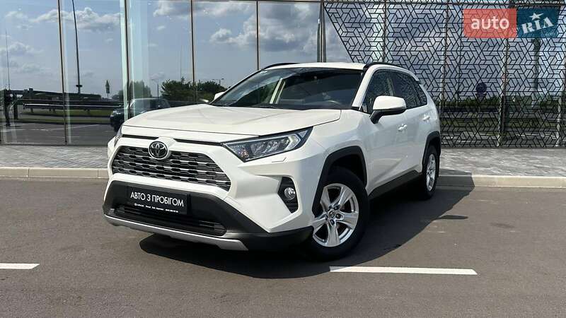 Toyota RAV4 2021