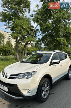 Позашляховик / Кросовер Toyota RAV4 2014 в 