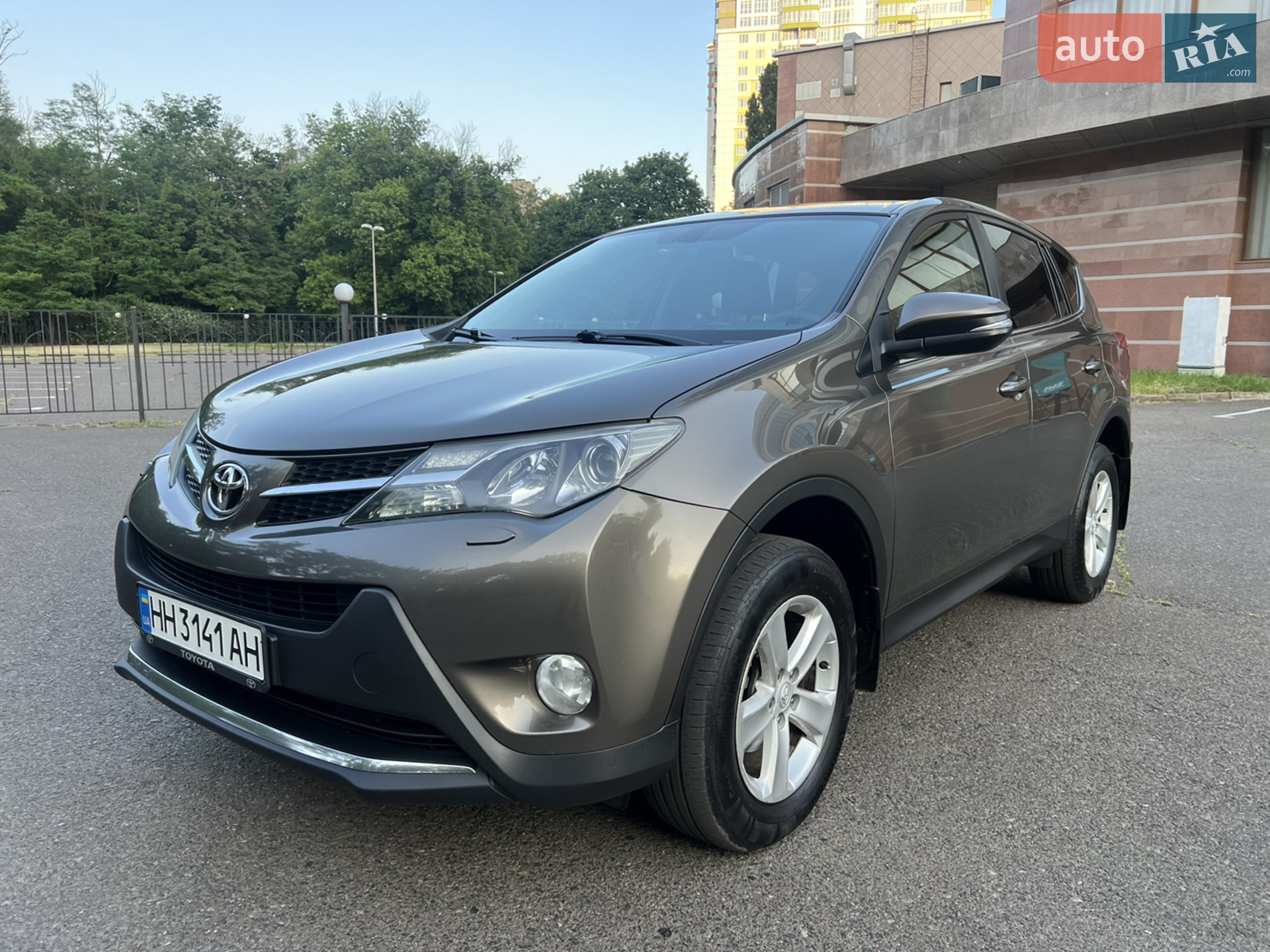 2013 Toyota RAV 4 - мініатюра 3
