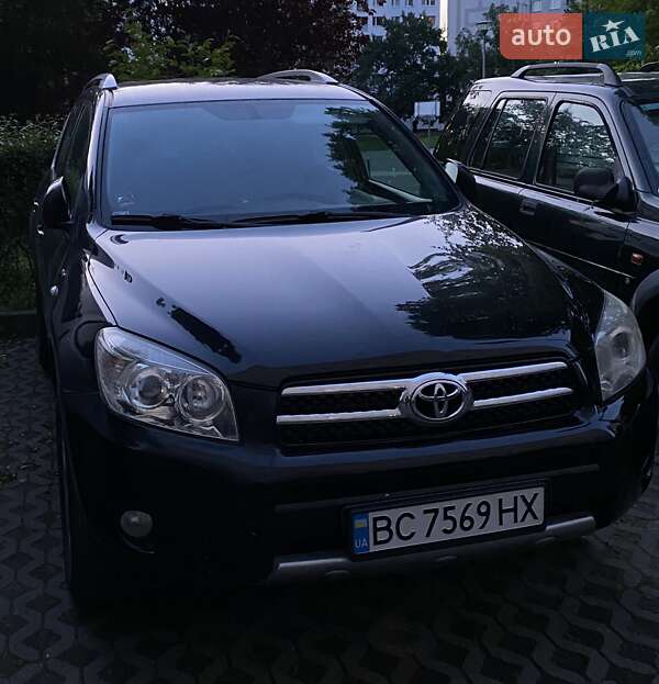Toyota RAV4 2009