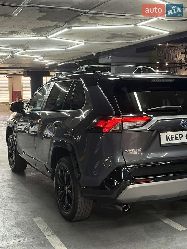 Позашляховик / Кросовер Toyota RAV4 2022 в Одесі