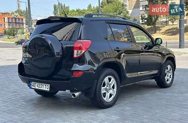 Внедорожник / Кроссовер Toyota RAV4 2006 в 