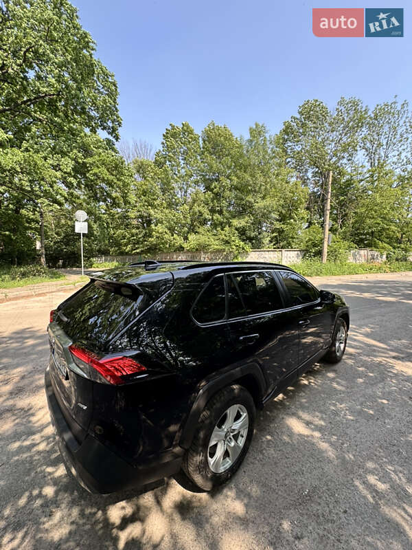 Внедорожник / Кроссовер Toyota RAV4 2019 в Киеве фото 6 Внедорожник / Кроссовер Toyota RAV4 2019 в Киеве