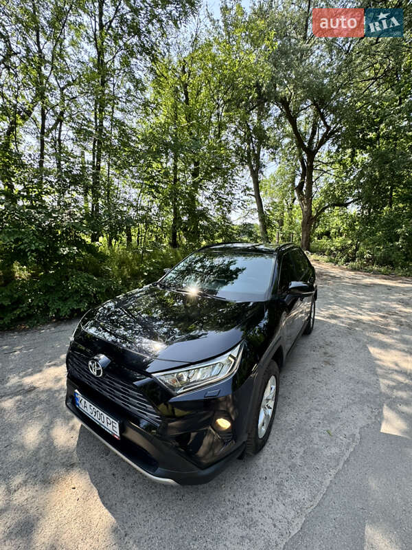 Внедорожник / Кроссовер Toyota RAV4 2019 в Киеве фото 12 Внедорожник / Кроссовер Toyota RAV4 2019 в Киеве