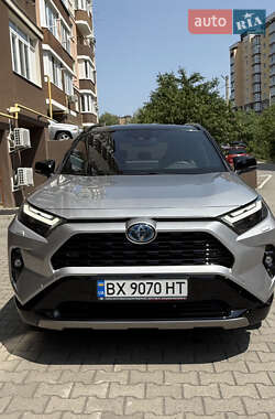 Внедорожник / Кроссовер Toyota RAV4 2023 в Хмельницком