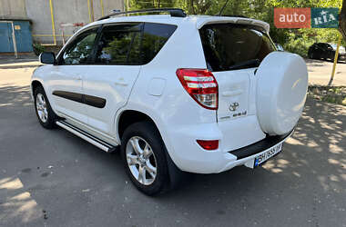 Внедорожник / Кроссовер Toyota RAV4 2009 в 