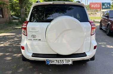 Внедорожник / Кроссовер Toyota RAV4 2009 в 