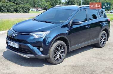 Позашляховик / Кросовер Toyota RAV4 2017 в Києві