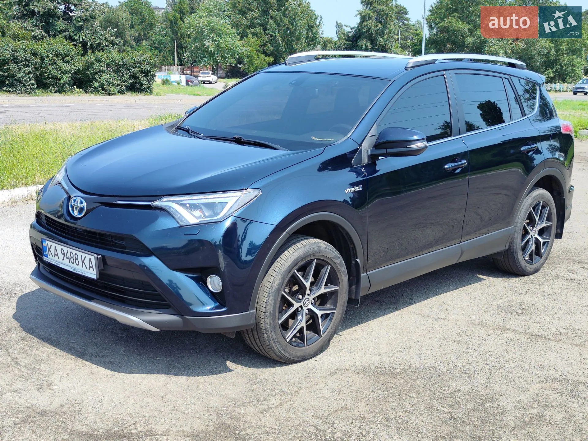 2017 Toyota RAV 4 - фото 1
