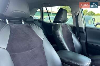 Внедорожник / Кроссовер Toyota RAV4 2022 в 