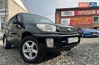 Внедорожник / Кроссовер Toyota RAV4 2002 в Смеле