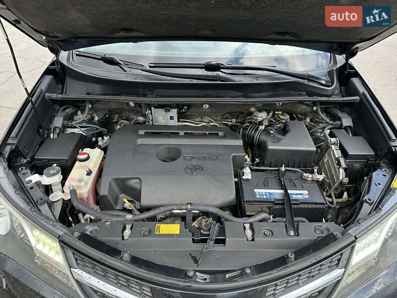 Внедорожник / Кроссовер Toyota RAV4 2015 в Харькове