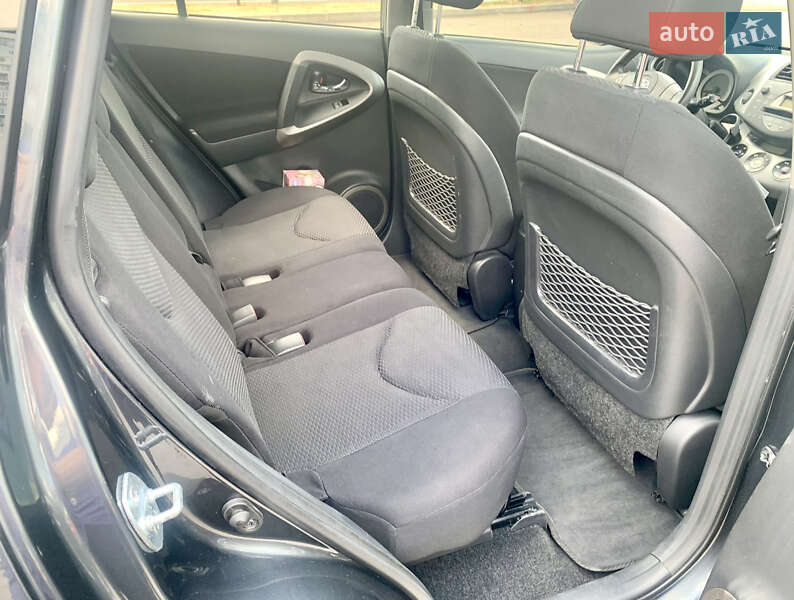 Позашляховик / Кросовер Toyota RAV4 2008 в Києві