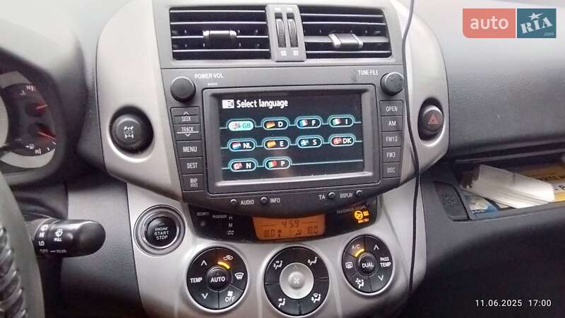 Позашляховик / Кросовер Toyota RAV4 2007 в Житомирі