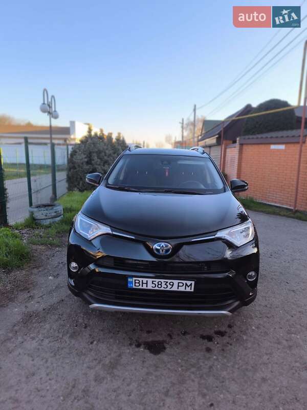 Позашляховик / Кросовер Toyota RAV4 2018 в Одесі