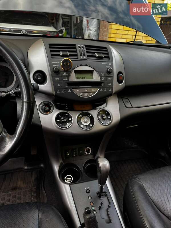 Внедорожник / Кроссовер Toyota RAV4 2008 в Житомире
