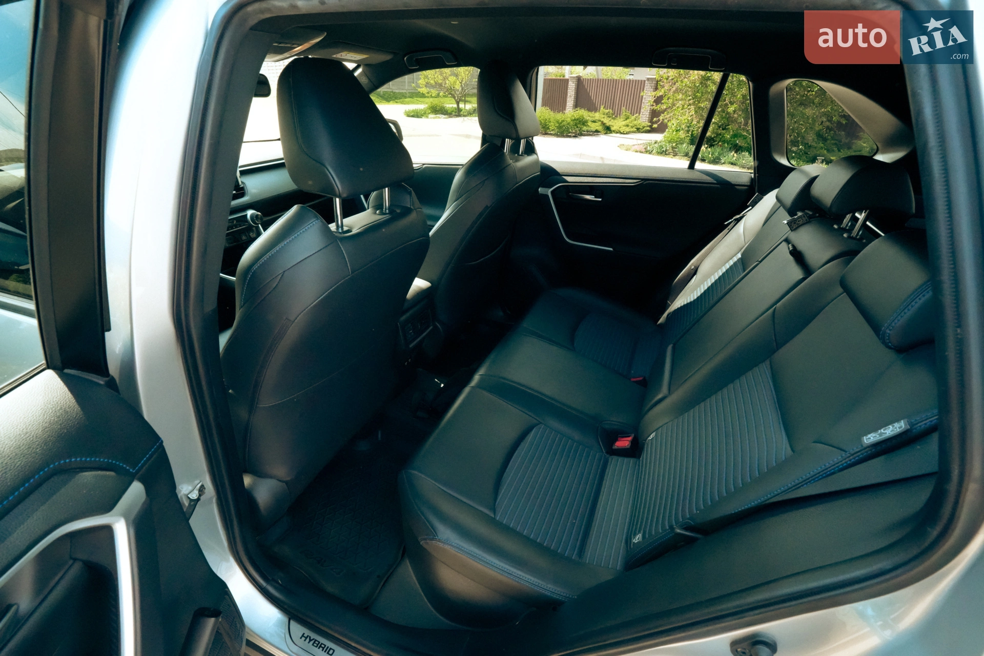 2019 Toyota RAV 4 - мініатюра 3