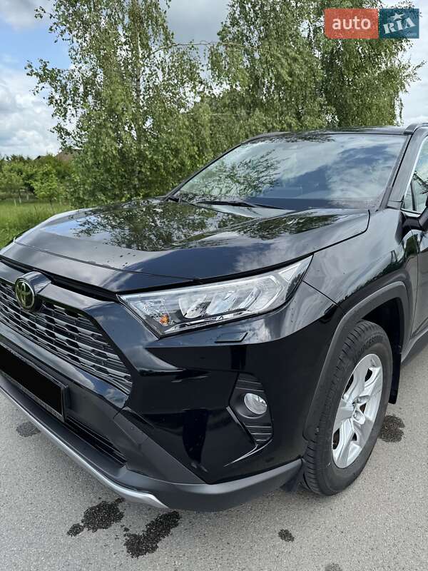 Позашляховик / Кросовер Toyota RAV4 2021 в Києві фото 20 Позашляховик / Кросовер Toyota RAV4 2021 в Києві