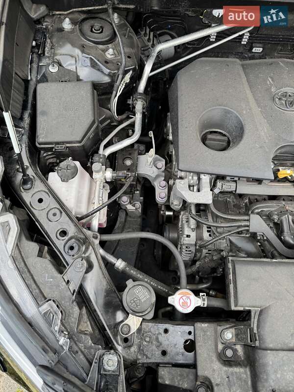 Позашляховик / Кросовер Toyota RAV4 2021 в Києві фото 33 Позашляховик / Кросовер Toyota RAV4 2021 в Києві