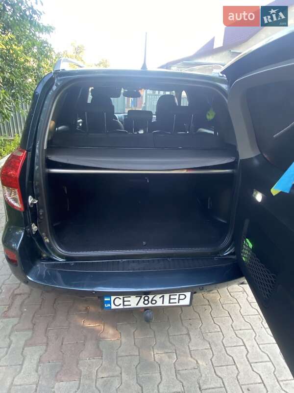 Внедорожник / Кроссовер Toyota RAV4 2007 в Каменец-Подольском