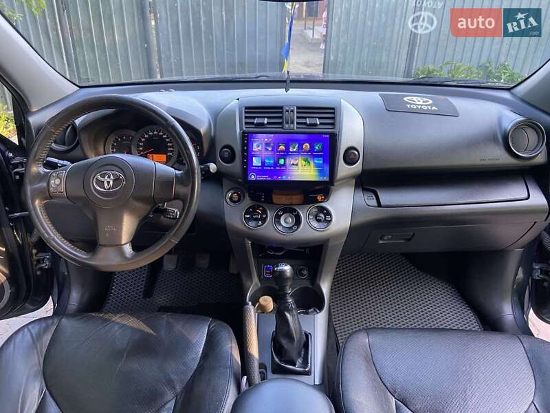 Внедорожник / Кроссовер Toyota RAV4 2007 в Каменец-Подольском