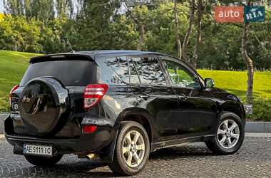 Внедорожник / Кроссовер Toyota RAV4 2011 в 