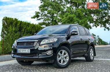Внедорожник / Кроссовер Toyota RAV4 2011 в 