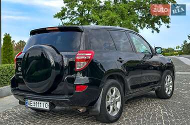 Внедорожник / Кроссовер Toyota RAV4 2011 в 